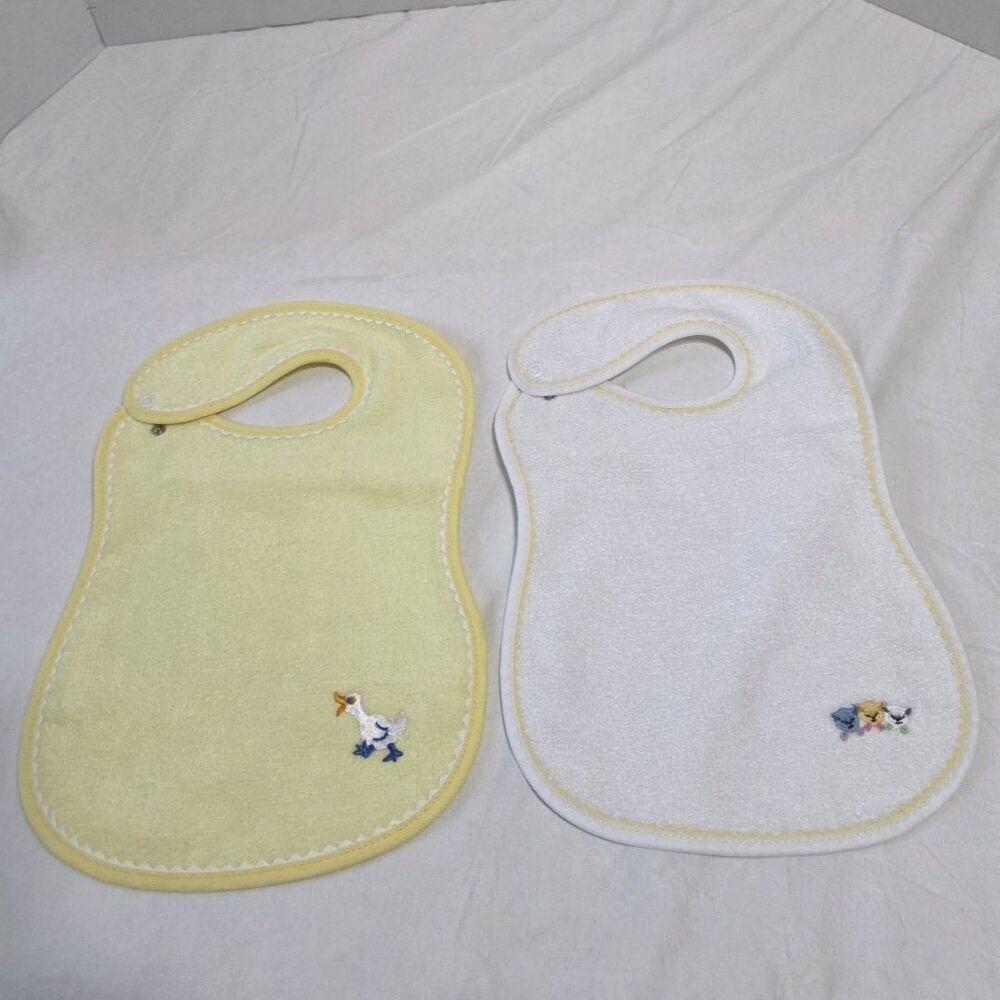 Two VTG NWOT Dee Givens and Co Baby Bibs Embordered Cats & Duck